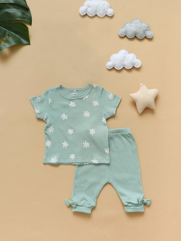 Комплект из 2-х предметов футболка и штанишки (лапша) Зелёный 