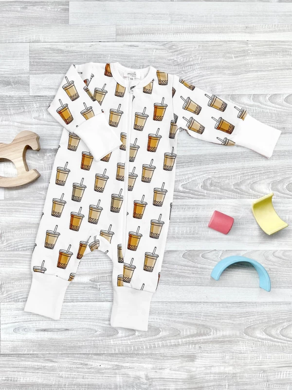 Утеплённый комбинезон с открытой ножкой Mjölk Sleep and Play Стаканчики