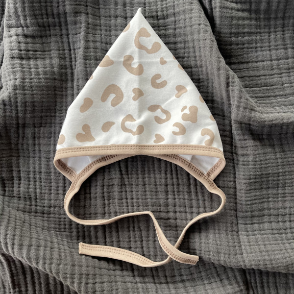 Чепчик гномик Бежевый