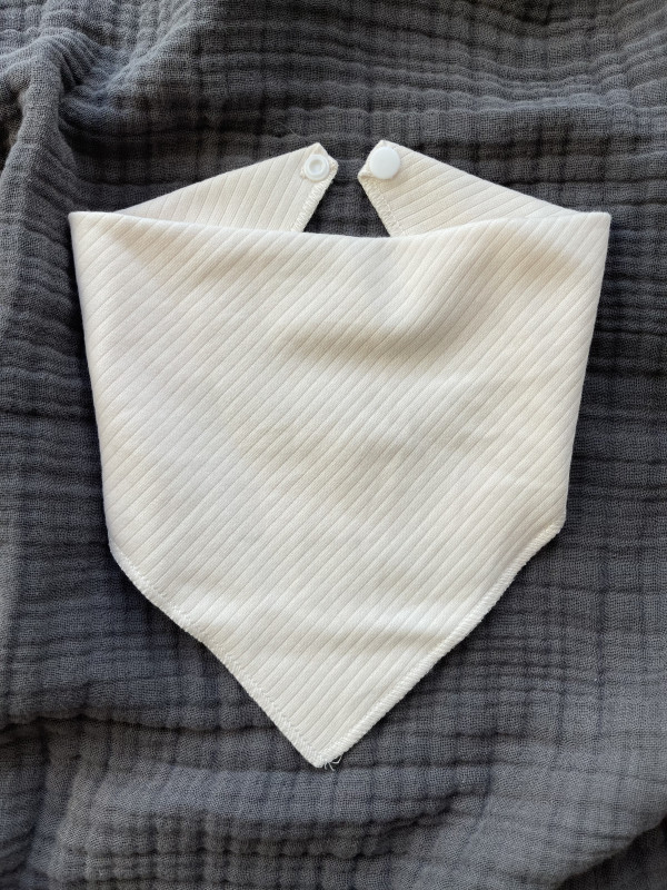 Слюнявчик Персик 