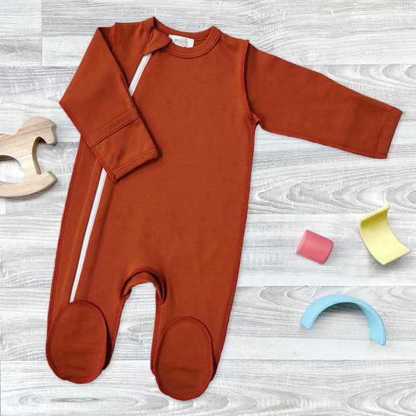 Комбинезон Mjölk Sleep and Play Paprika, швы наружу