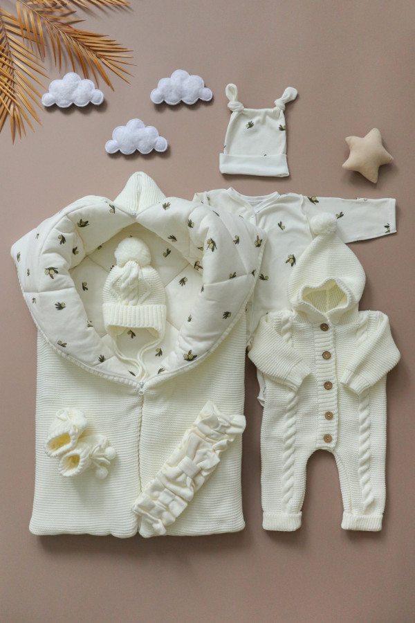 Комплект вязаный на выписку и прогулку Молочно-оливковый 