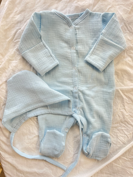 Комбинезон с чепчиком муслиновый для малыша Голубой 