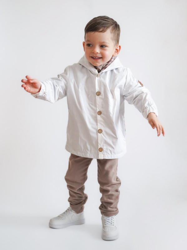 Ветровка на пуговицах Белый крем 