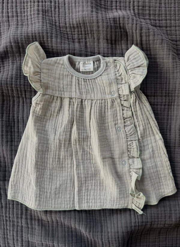 Платье с застежкой сбоку из муслина Серый