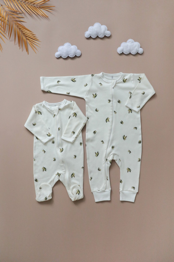 Комбинезон нательный для малыша молочно-оливковый