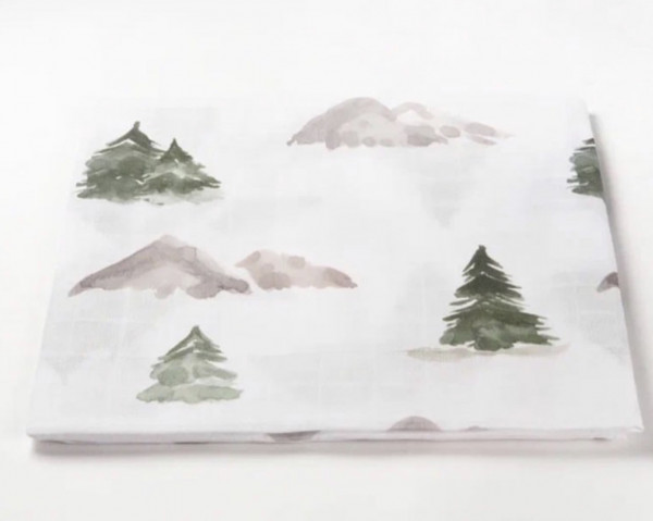 Муслиновая пеленка Горы 80*80 см