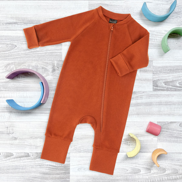 Комбинезон на манжетах Mjölk Sleep and Play Paprika, с рукавом реглан