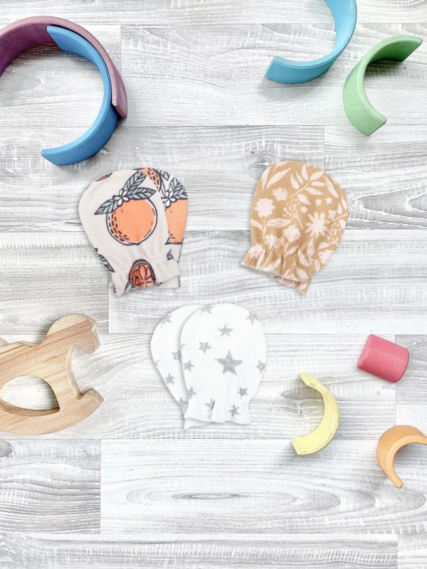 Рукавички-антицарапки Mjölk Caramel Flowers/Звёзды/Мандарины сет из 3х пар