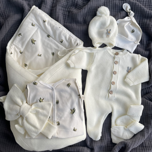 Комплект на выписку из 8-и предметов "ALPACA" молочно-оливковый