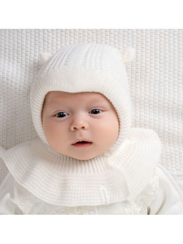 Шапочка с манишкой с ушками Малявочка Зима Белый