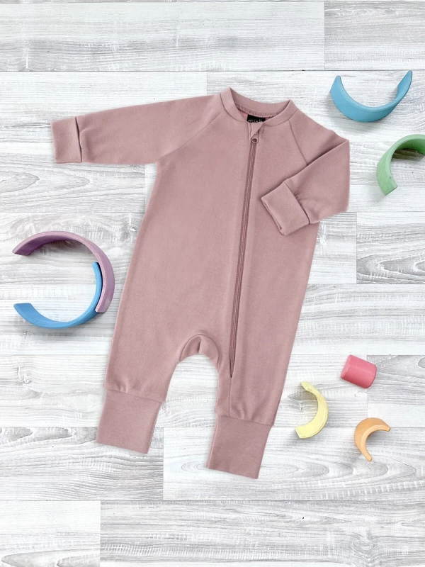 Комбинезон на манжетах Mjölk Sleep and Play Desert Rose, с рукавом реглан