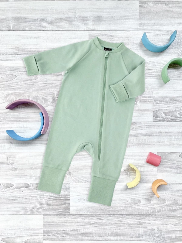 Комбинезон на манжетах Mjölk Sleep and Play Magic Mint, с рукавом реглан