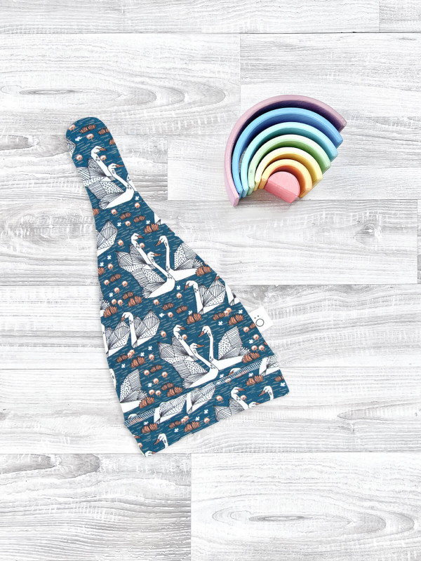 Шапочка Mjölk Лебеди