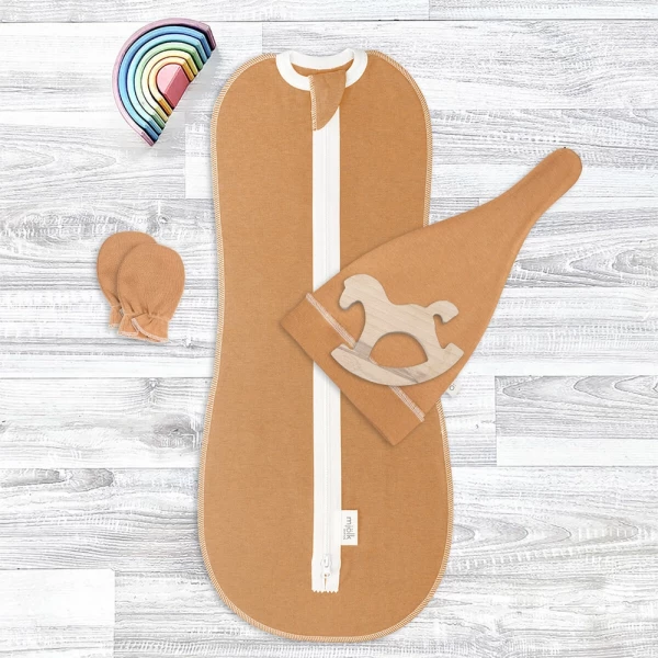 Комплект для новорожденного Mjölk Camel {пеленальный кокон, шапочка, антицарапки}