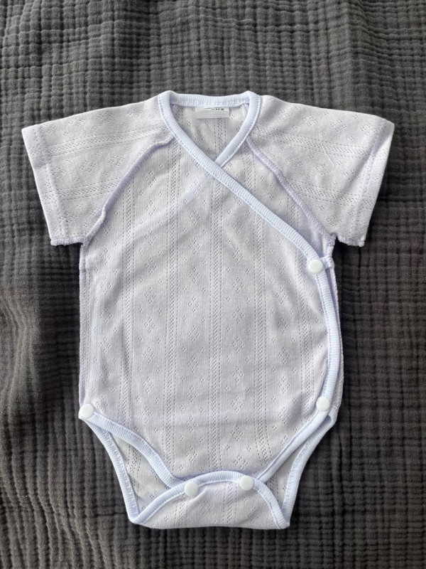 Боди короткий рукав ажур Сиреневый