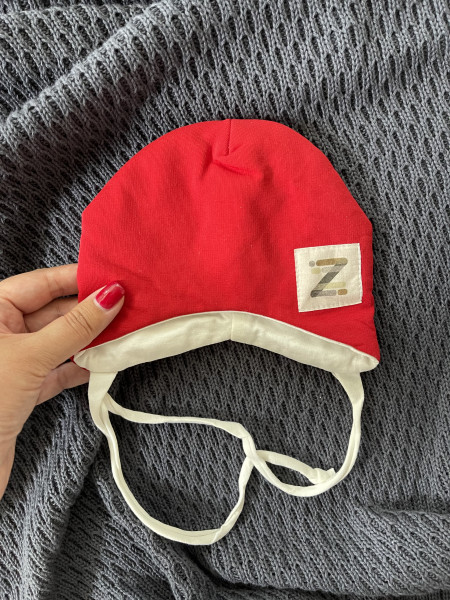 Шапочка утеплённая Красный демисезон 0-3 мес