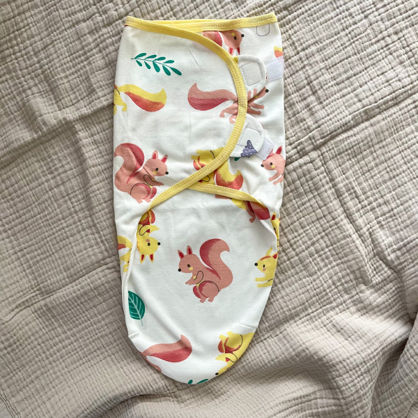 Пеленальный кокон на липучке Белочка 