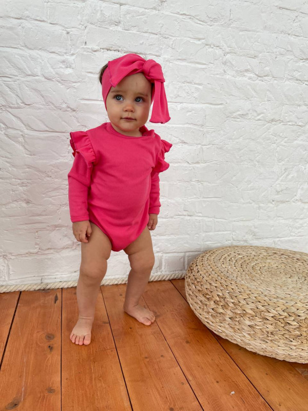  Боди с воланом и повязкой Фуксия