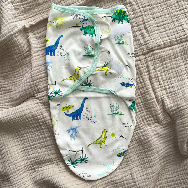 Пеленальный кокон на липучке Динозавры 