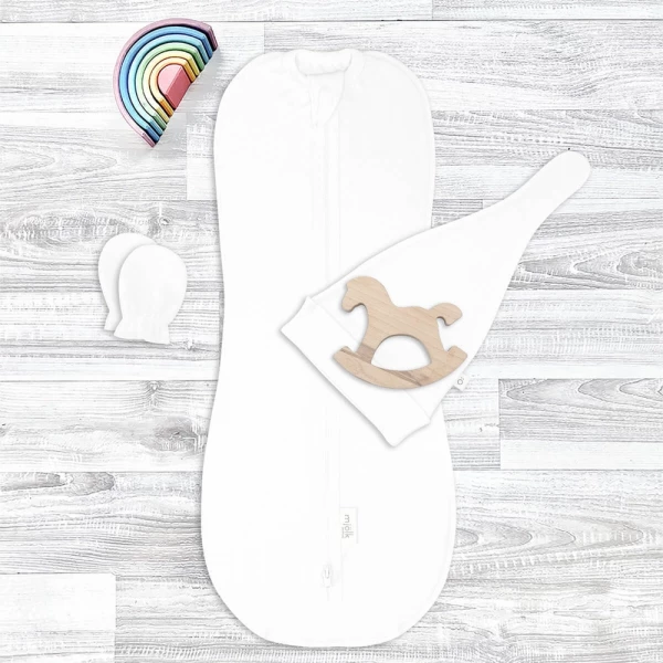 Комплект для новорожденного Mjölk White {пеленальный кокон, шапочка, антицарапки} 